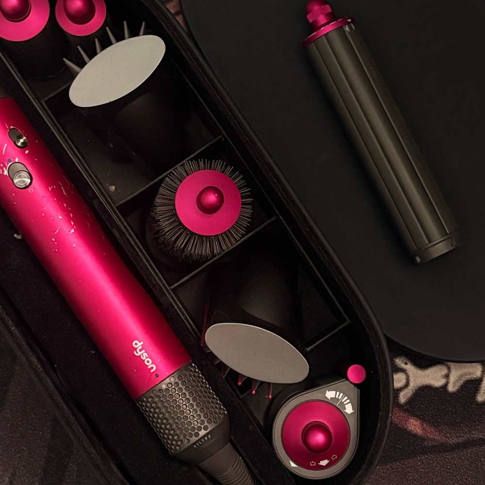 Dyson styler set Fuchsia